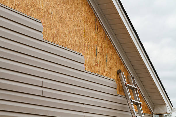 24/7 Emergency Storm Damage Siding Repair experts in West Columbia, TX